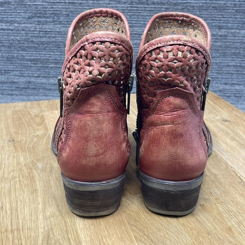Circle G Corral Western Boots Women 8 Red Leather Laser Cut Ankle‎ Zip Bootie